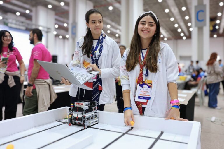 Arranca la Olimpiada Mundial de Robótica Türkiye 2024