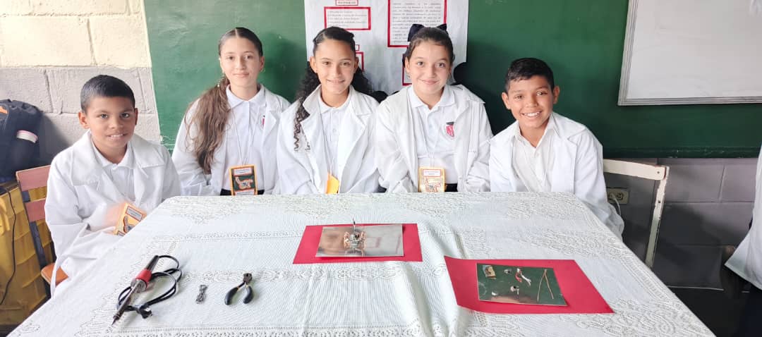 Fundación Infocentro y la Escuela Andrés Eloy Blanco celebran la primera Feria de Robótica Educativa en Sanare