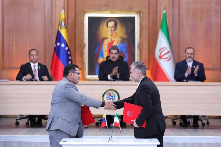 Venezuela e Irán suscriben nuevos acuerdos de cooperación en materia de IA