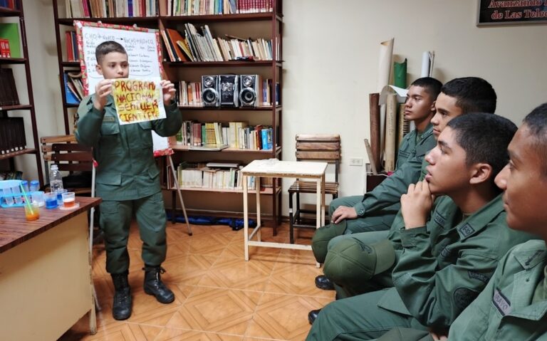 Aragua | La química inspira a estudiantes del Liceo Militar Libertador