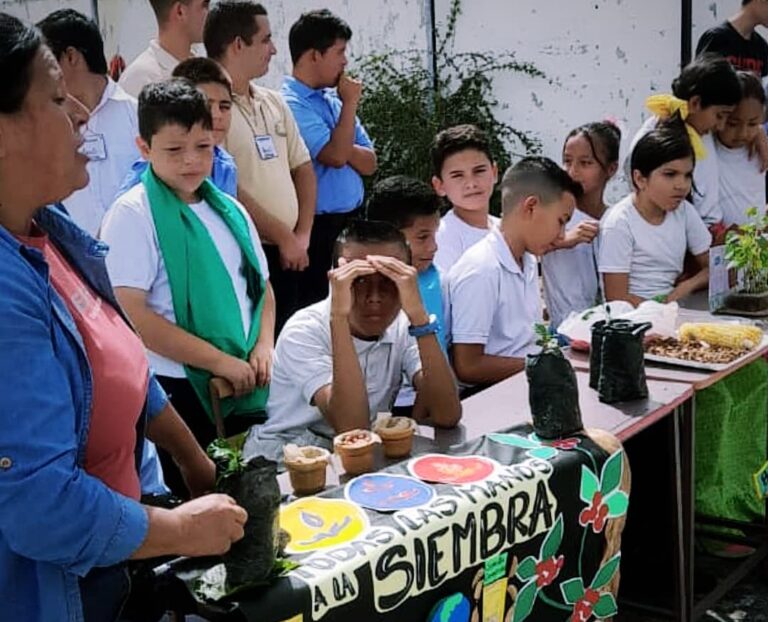 Fundacite Táchira promueve intercambio de semillas en el Liceo Nacional Francisco de Miranda