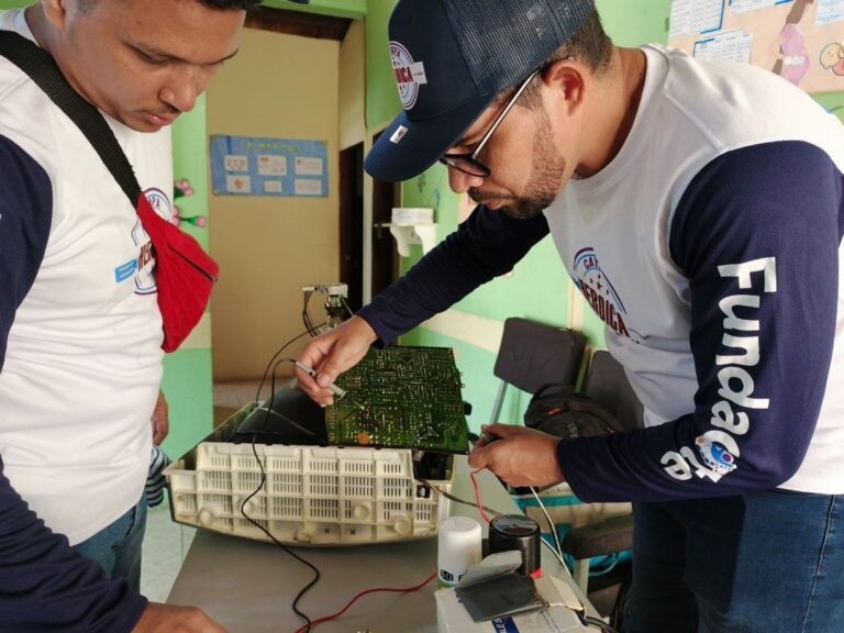 Cayapa Heroica recupera equipos médicos en Sucre