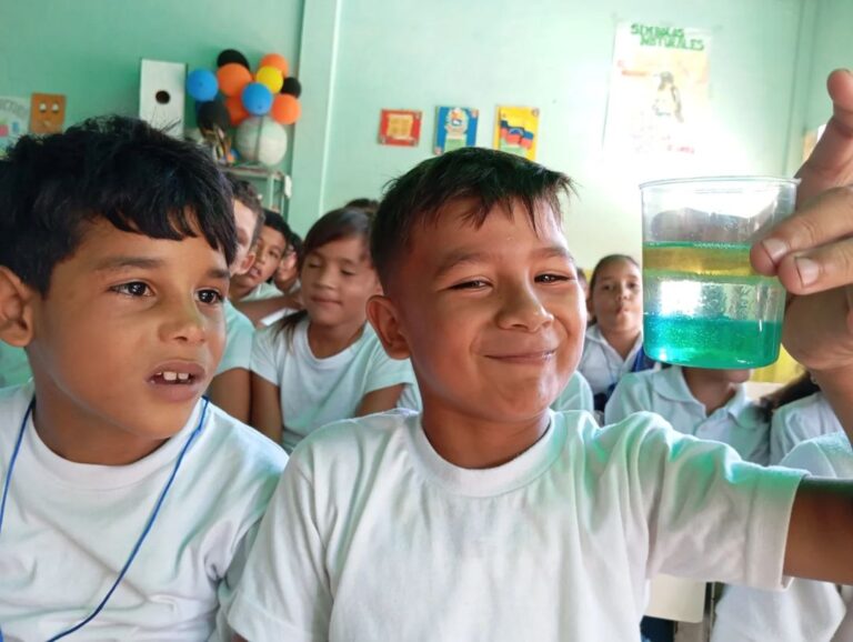 Guárico | Más de 250 niños y niñas experimentan con la astronomía, química y robótica