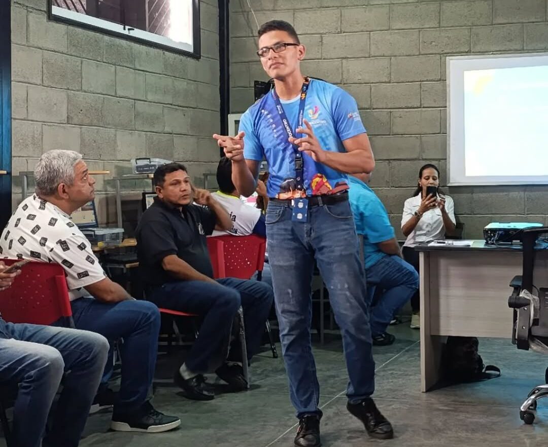 Mincyt forma a docentes de Guárico en robótica educativa y creativa