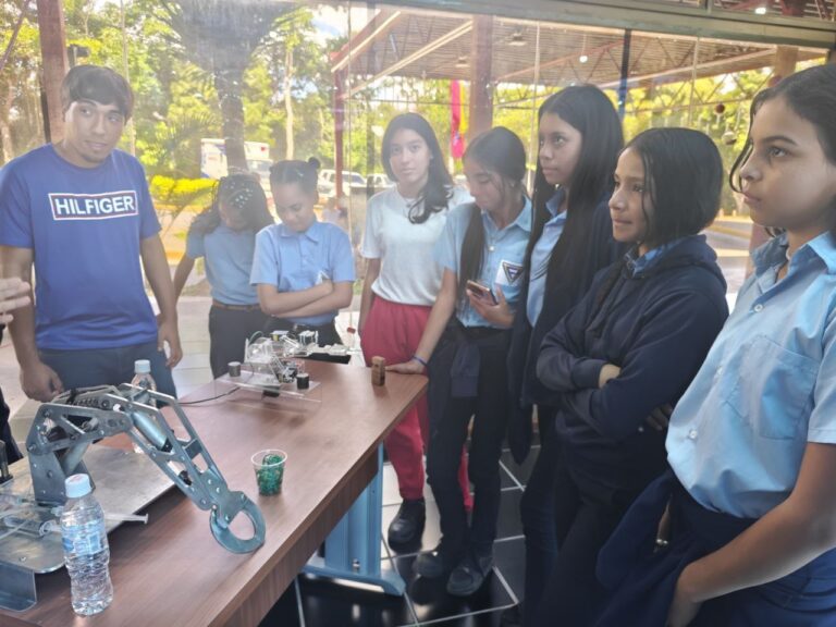 Ruta Científica promueve aprendizaje de la ciencia en jóvenes de Miranda