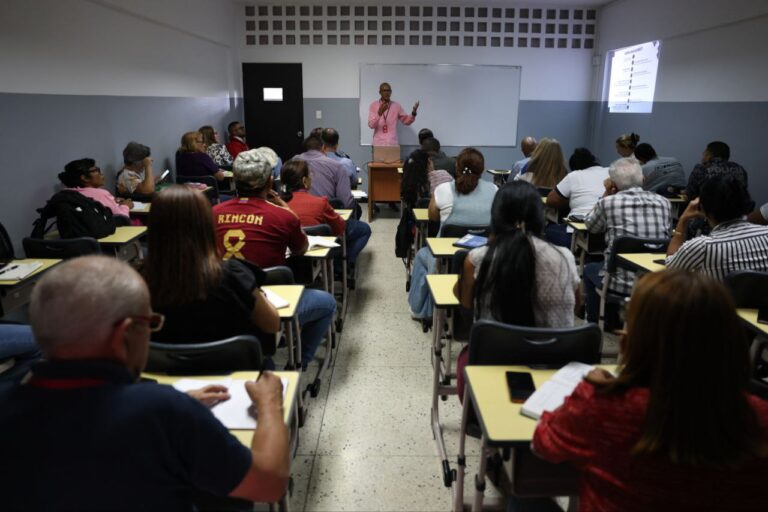 Mincyt invita a la comunidad universitaria a participar en Segunda Convocatoria de Becas Nacionales de Posgrado y Fortalecimiento Académico