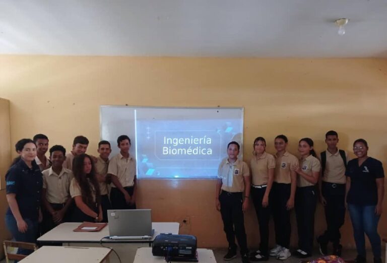 Falcón| Estudiantes del Colegio Técnico Profesor Jaime Álvarez reciben charla sobre ingeniería biomédica