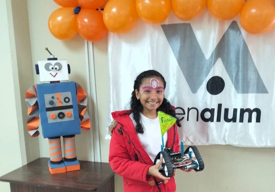 Inicia campamento navideño dedicado a la ciencia y la tecnología en Bolívar