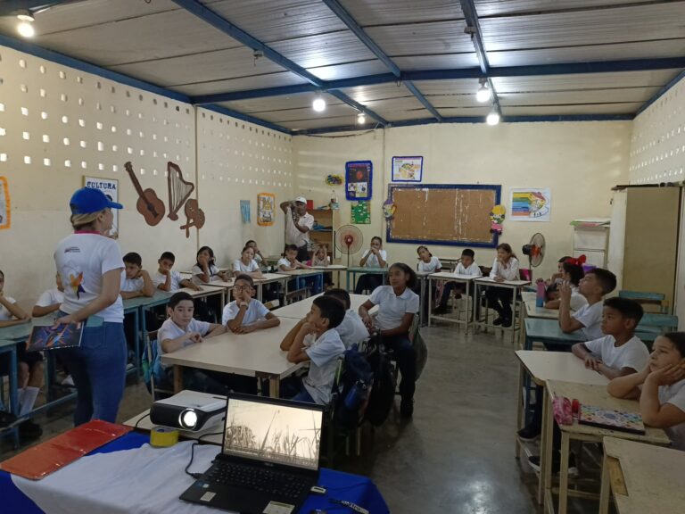 Semilleros Científicos de Cojedes aprenden sobre el impacto negativo de la actividad humana en el ambiente