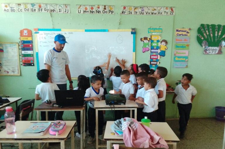 Estudiantes de Cojedes fortalecen conocimientos científicos con estudio de la astronomía