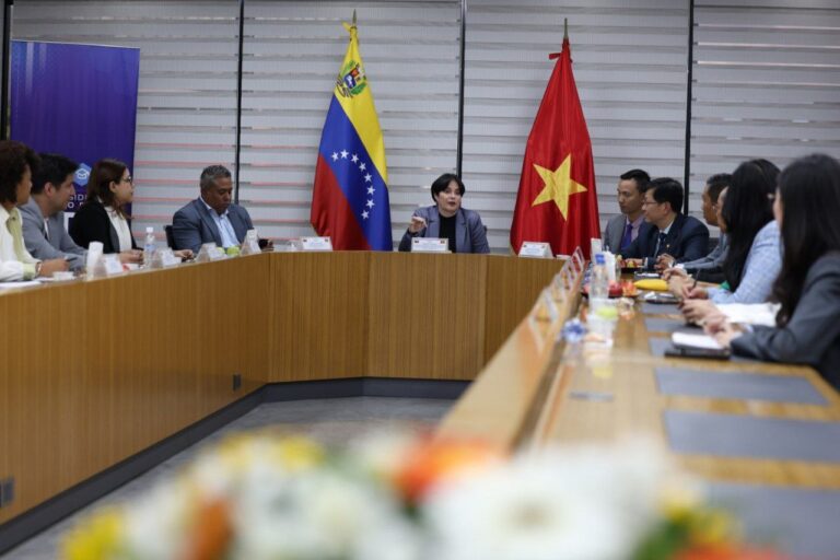 Venezuela y Vietnam amplían cooperación en materia de ciencia y tecnología