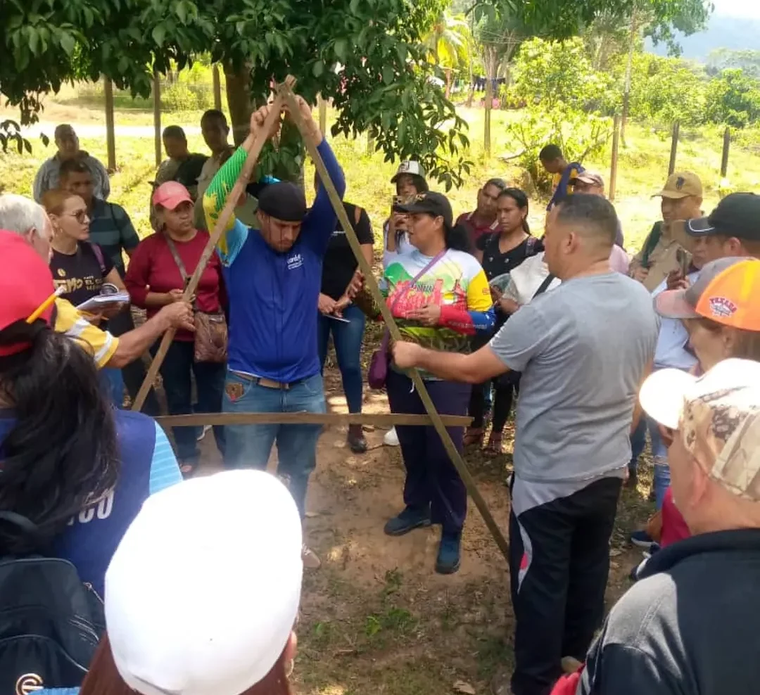 Anzoátegui | Estudiantes del Diplomado «Maestro Café» profundizan conocimientos sobre biología 