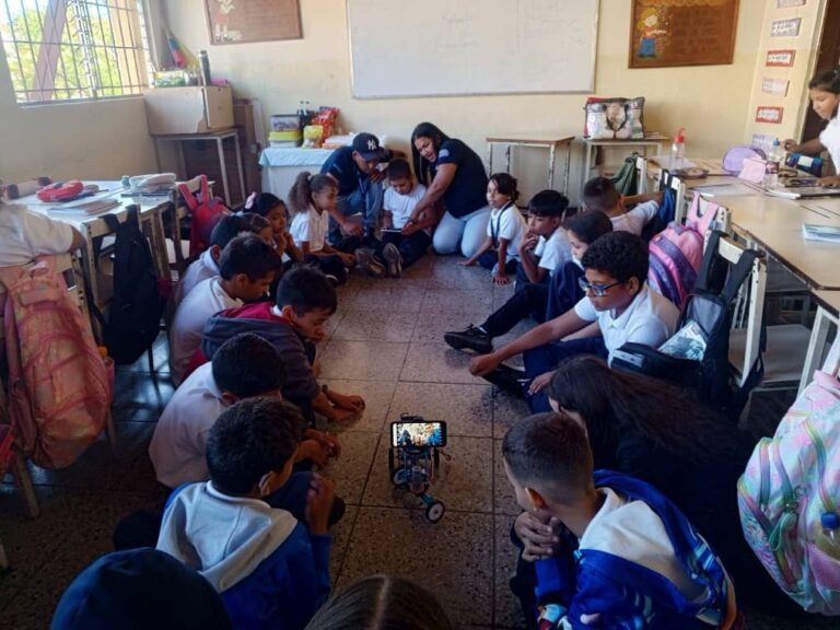 Portuguesa | Niños y niñas participan en taller sobre Introducción a la Robótica 