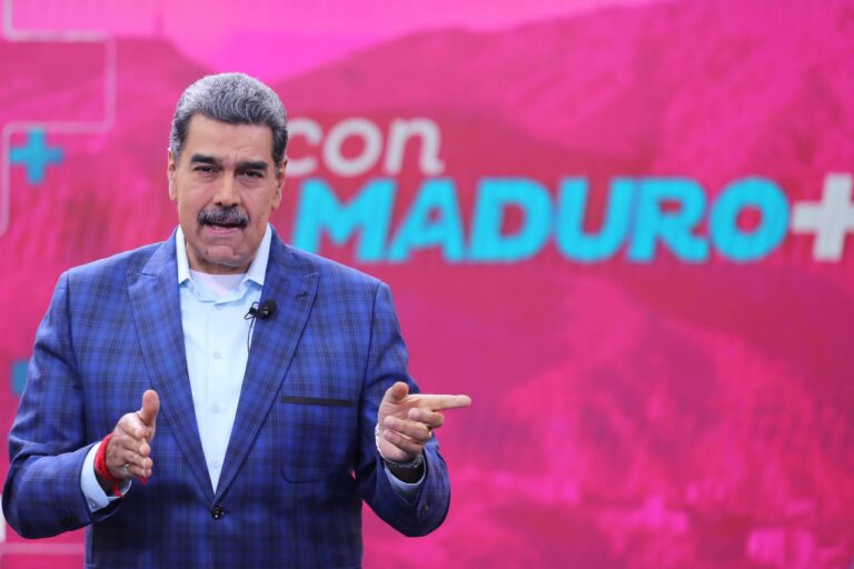 Presidente Nicolás Maduro: Han regresado casi 190 connacionales desde el aeropuerto El Paso, en Texas