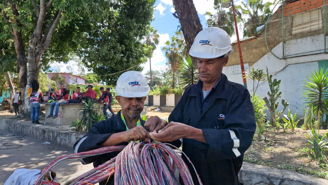 Cantv restableció servicios a más de 2 mil familias en Caracas