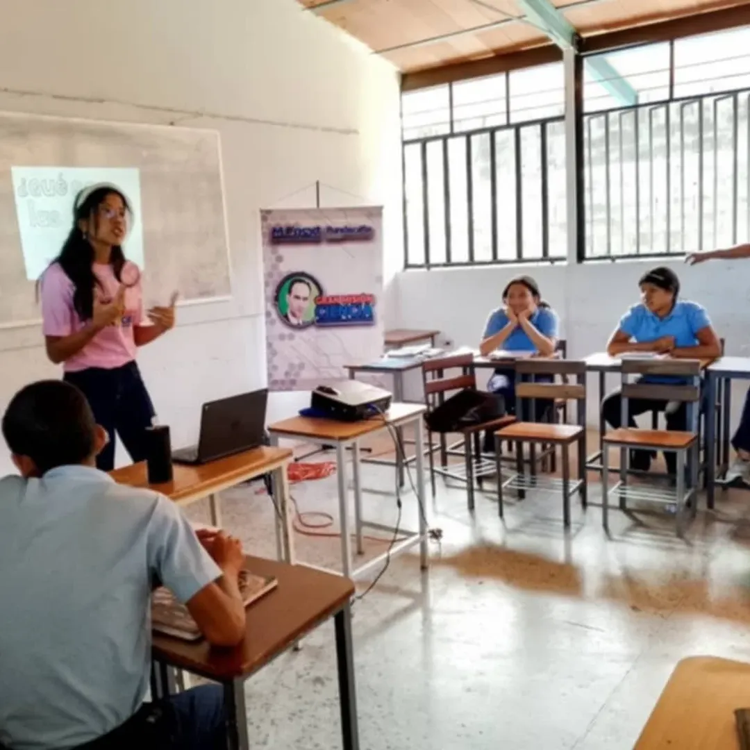 Jóvenes en Delta Amacuro reciben taller de tecnologías con Semilleros Científicos