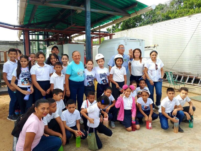 Cantv fomenta interés por las telecomunicaciones en estudiantes de Apure, Guárico y Yaracuy