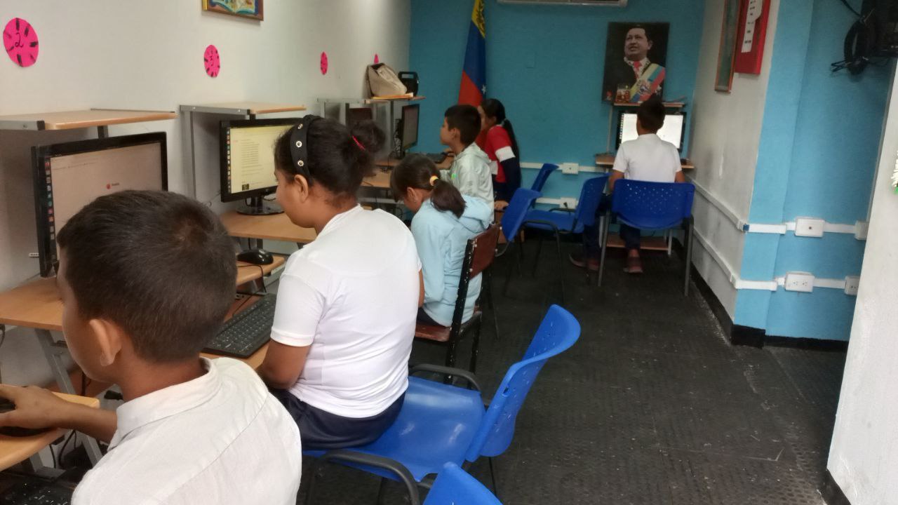 Infocentro San Isidro de Concha impulsa la educación digital en Barinas