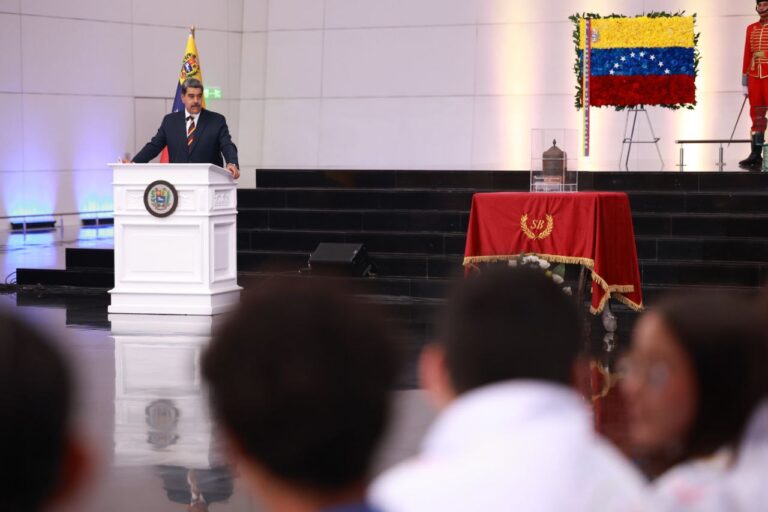 Presidente Maduro: En Humberto Fernández – Morán tenemos uno de los más inmensos y gigantescos ejemplos del potencial humano