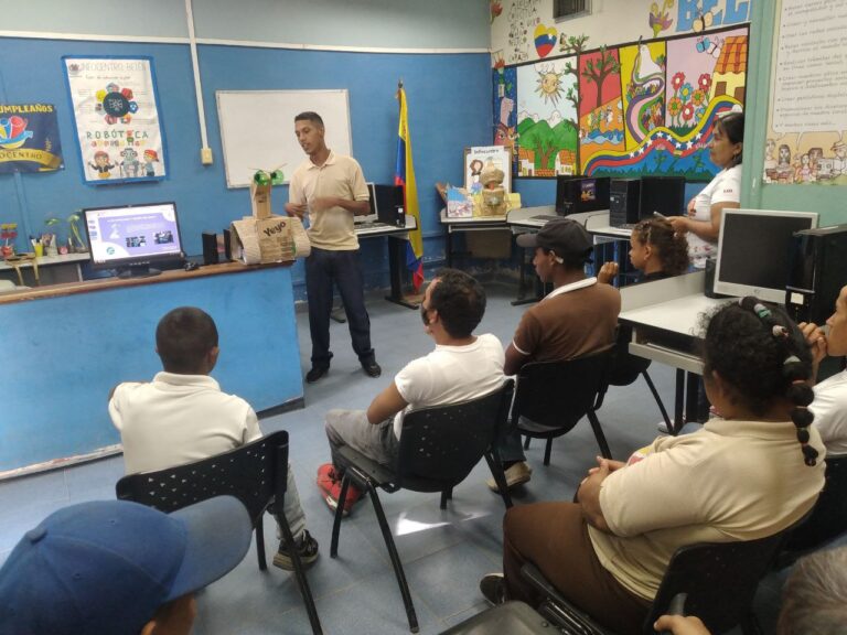 Infocentro impulsa robótica educativa en Carabobo