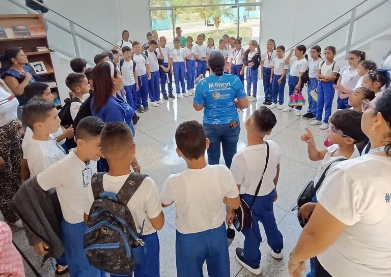 Estudiantes de Yaracuy exploran agroecología, química y astronomía en jornada educativa