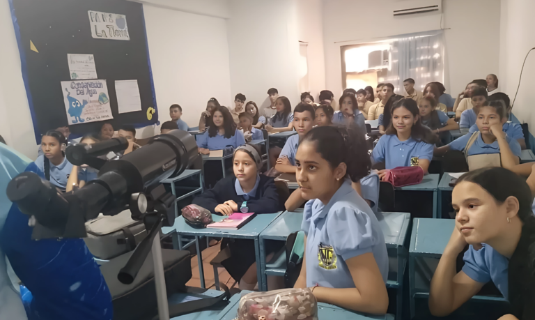 Jornada de divulgación científica llega a la comuna socialista Paso del Río Apure
