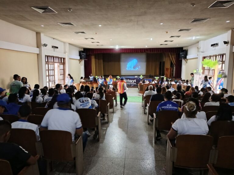 Estudiantes de Amazonas se inspiran con la vida y obra del Dr. Humberto Fernández-Morán
