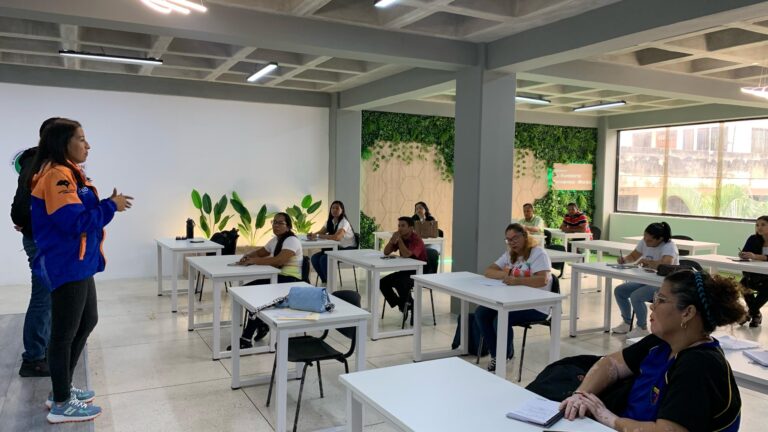 Avanzan preparativos para las Olimpiadas de Robótica Creativa en Carabobo