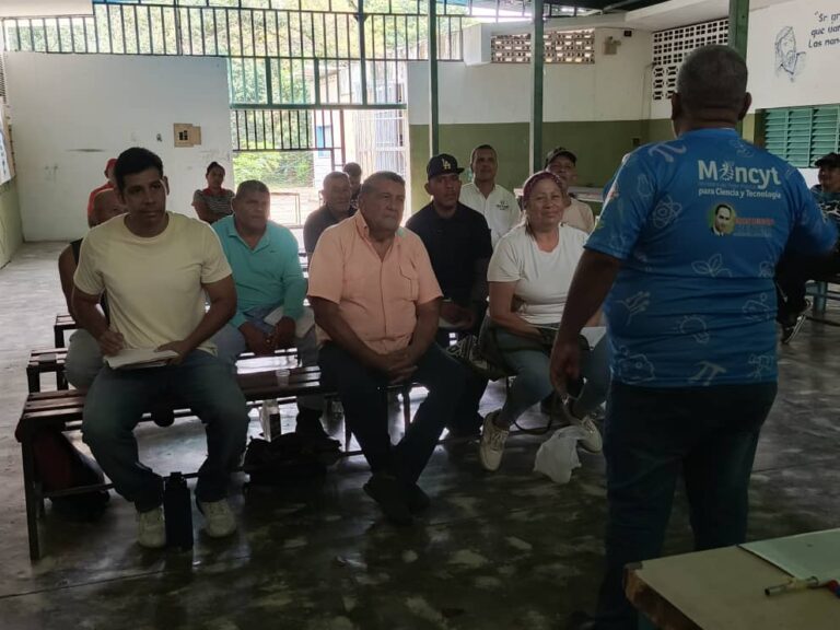 Productores y estudiantes yaracuyanos adquieren conocimientos sobre tecnologías disruptivas