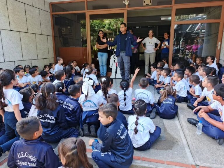Estudiantes merideños exploran el universo en jornada formativa de la Fundación CIDA