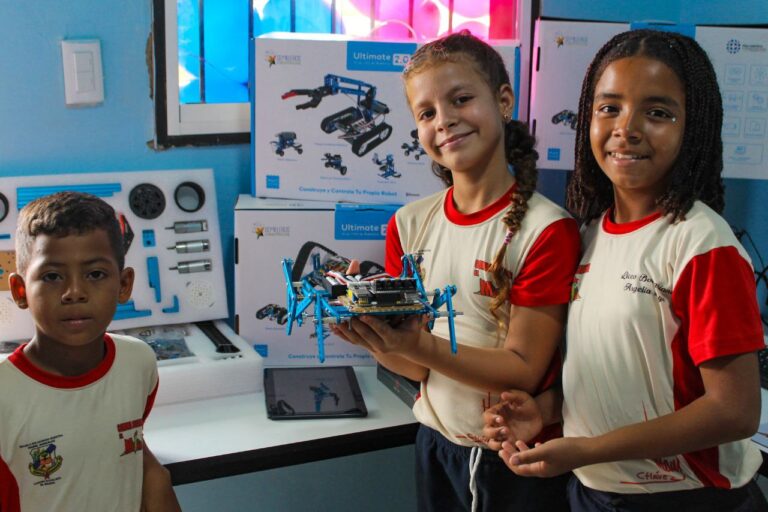 Lara | Comuna El Maizal cuenta con laboratorio de informática
