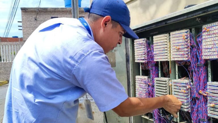 Cantv restablece conectividad a más de 54 mil usuarios en la región capital