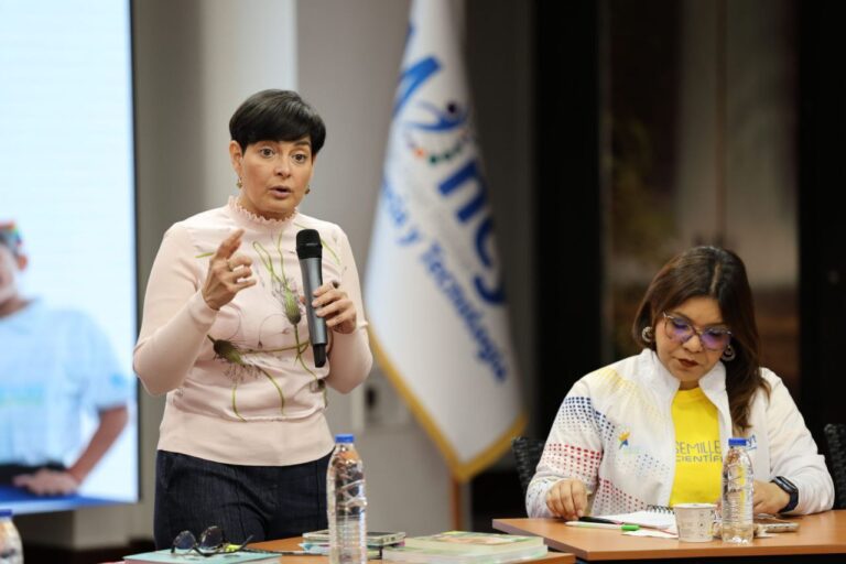 Ministra Gabriela Jiménez Ramírez - Consejo Científico Militar