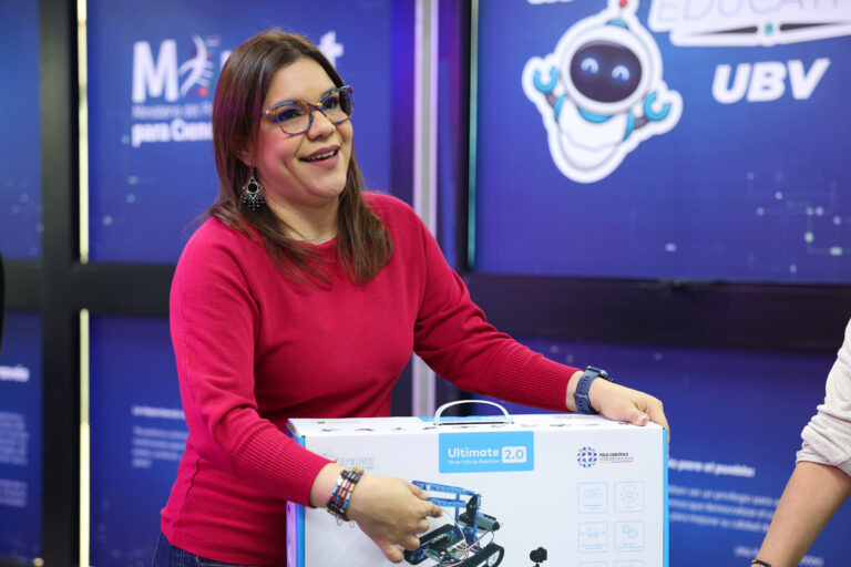 Núcleo de Robótica UBV