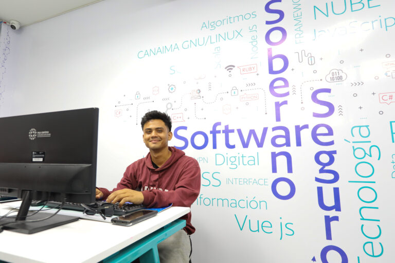 Inauguración nodo S3 UPTMA - Maracaibo / Raúl Hernández