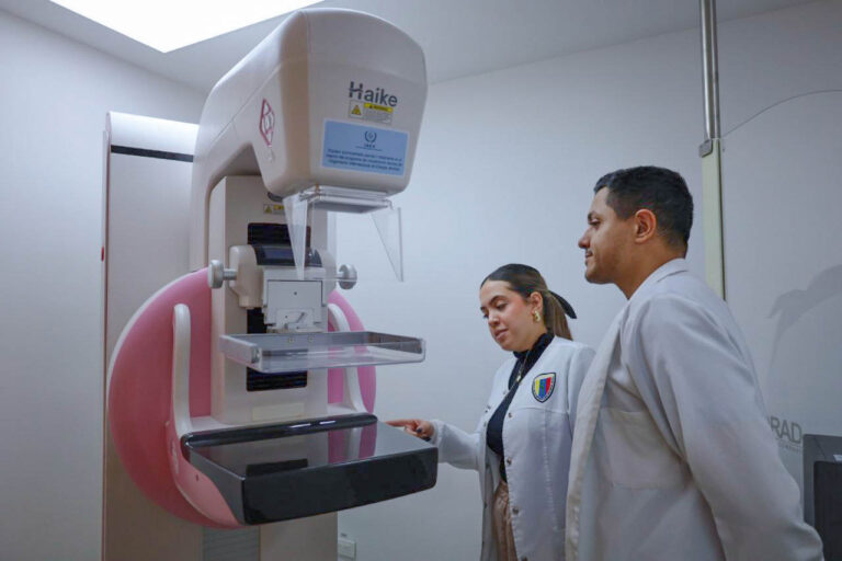 Tecnologías nucleares adquiridas a través del OIEA fortalecen sistema de despistaje de cáncer de mama