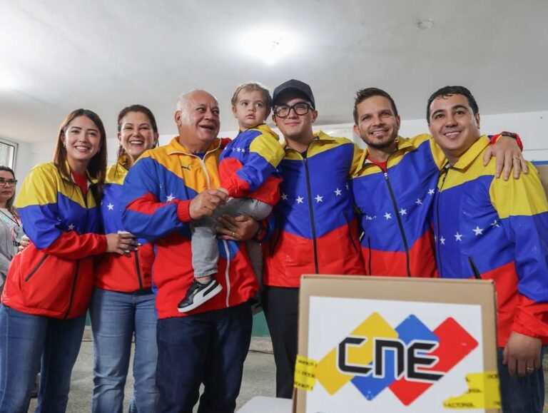 Diosdado Cabello afirma que el pueblo venezolano vota con consciencia y en paz