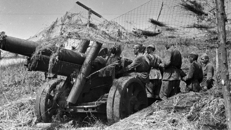 Una de las armas más comunes de la artillería soviética fue el cañón antitanque