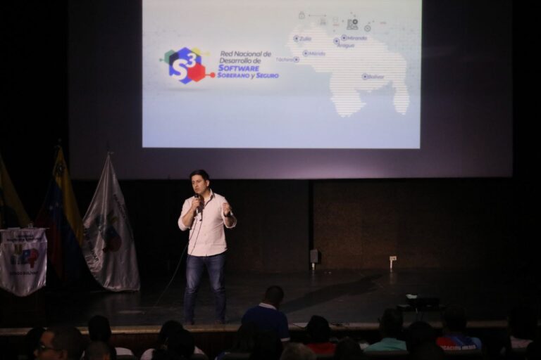 Programa Nacional de Desarrollo  de Software Soberano y Seguro en la UPT Bolívar / Raúl Hernández
