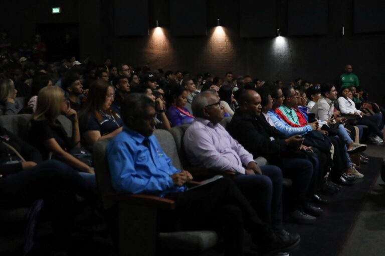Programa Nacional de Desarrollo  de Software Soberano y Seguro en la UPT Bolívar / Raúl Hernández