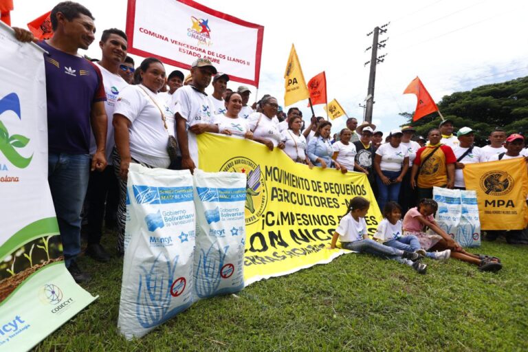 Apure entrega de semillas de maíz