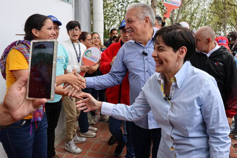 Movimiento de científicos y científicas de Miranda comparte experiencias con el gobernador y candidato Elio Serrano
