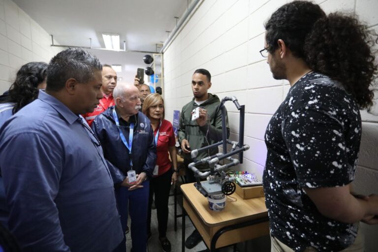 Mega Núcleo de Robótica Miranda