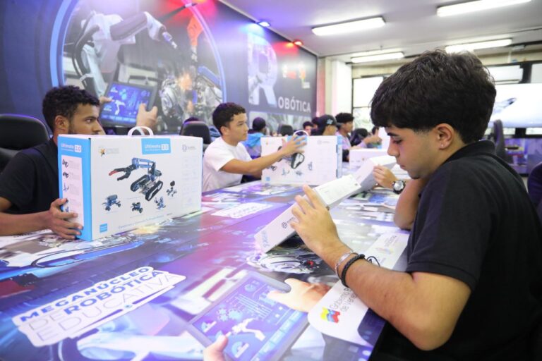 Mega Núcleo de Robótica Miranda
