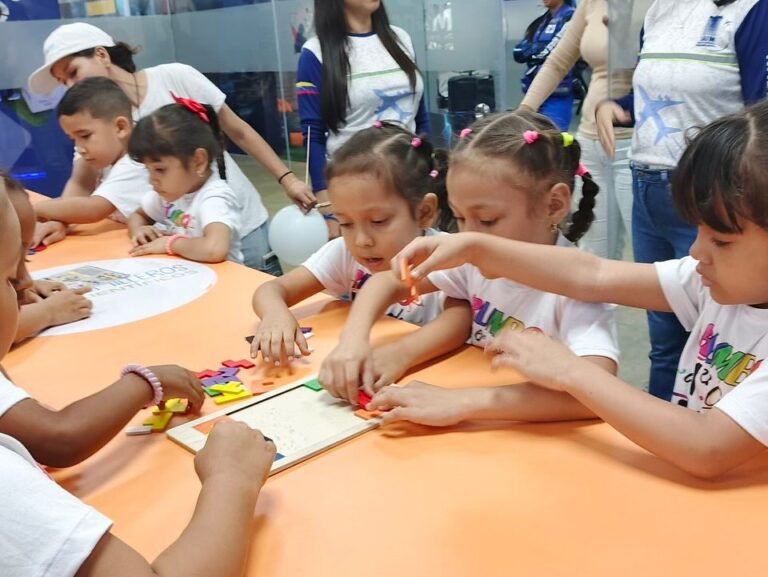 Niños de La Guaira viven una emocionante Ruta Científica