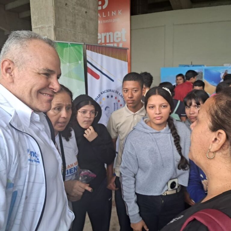 Más de cinco mil estudiantes de Nueva Esparta conocieron ofertas académicas en la Expoferia de Oportunidades de Estudio 2025