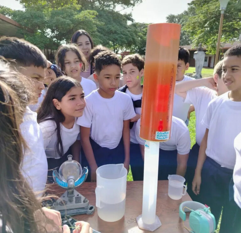 Ruta Científica fortalece conocimiento de niños y niñas barineses