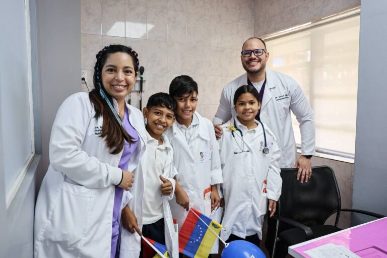 Gobierno Bolivariano promueve formación y aprendizaje en ciencias de la salud