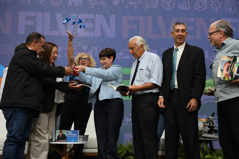 Mincyt presenta cuatro obras literarias para promover la ciencia venezolana
