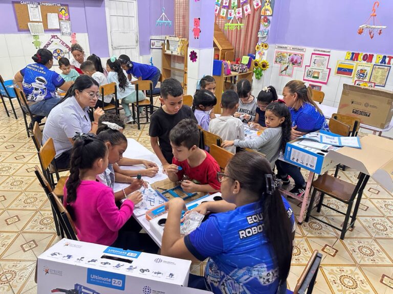 Lara | Llevan la robótica educativa a todos los rincones
